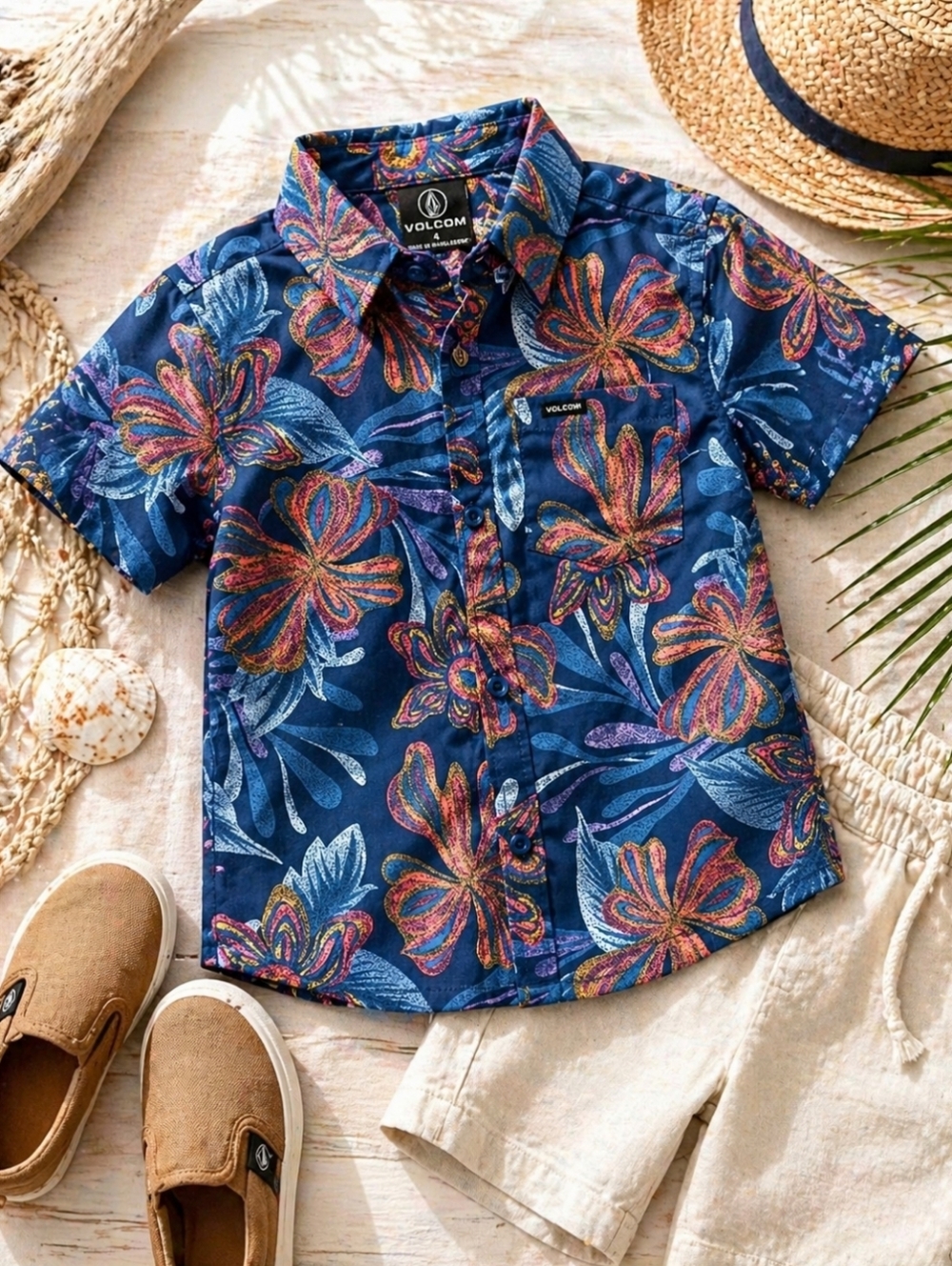 Volcom Boys Floral Button Down Shirt Size 4 NWT Navy Tropical Camp